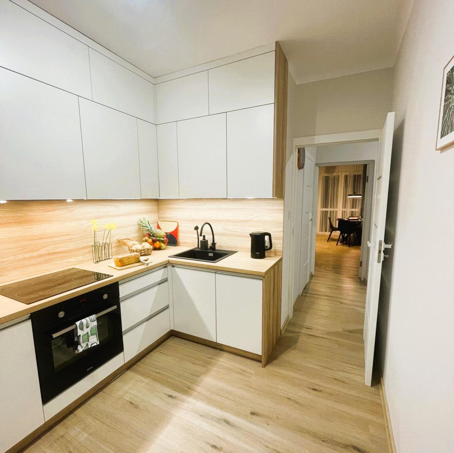 Mr Home Apartments - Mogilska Krakau Buitenkant foto